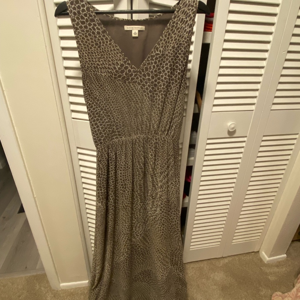 Banana Republic Taupe Printed V-Neck Maxi Dress
